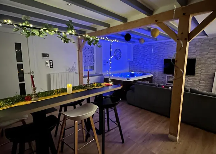 Maison Avec Jacuzzi Apartment