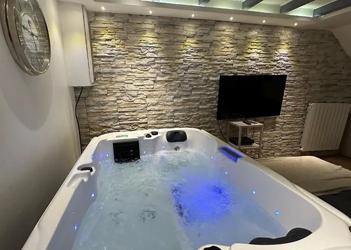 Apartment Maison Avec Jacuzzi